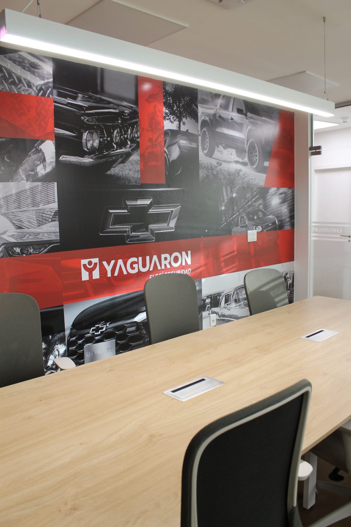 YAGUARON REPUESTOS — Logística · Oficinas + Depósito en Montevideo, Uruguay — imagen 7